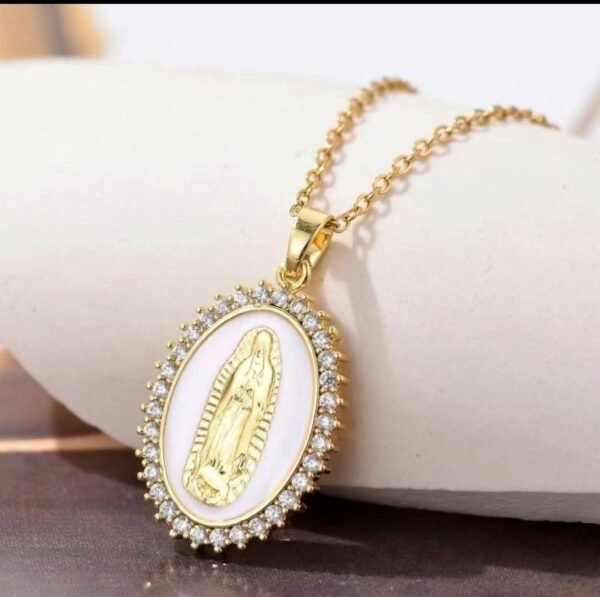 Collier