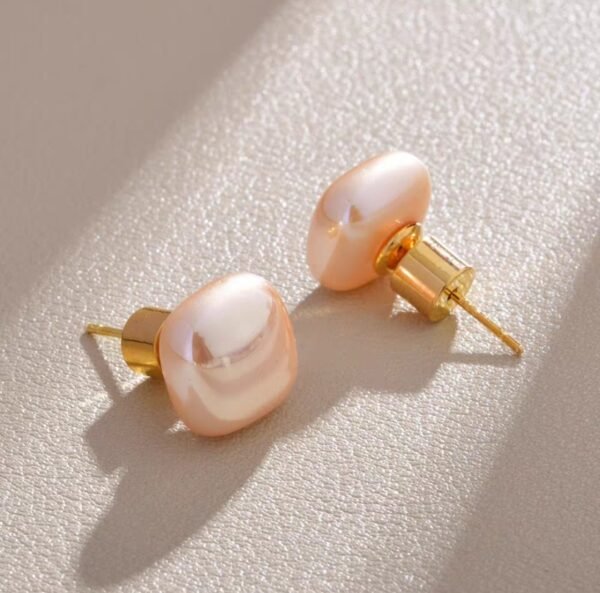 2026/07/1000127854-1.jpg Boucles d'oreilles perle baroque nacrée