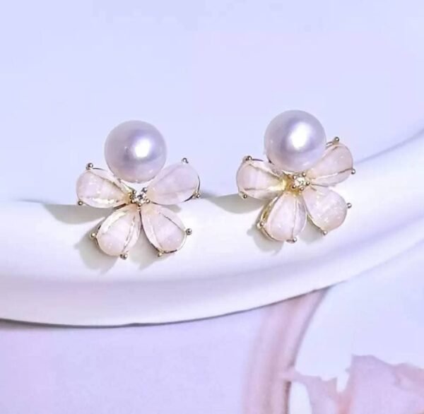 2026/07/1000137843.jpg Parure fleur perle véritable dorée