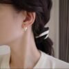 Boucles arc doré et perle