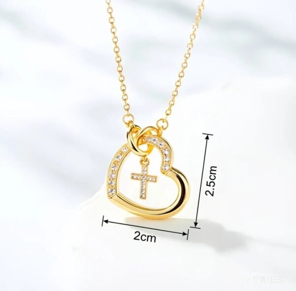 2026/09/1000157572-1.jpg Collier cœur croix zircons