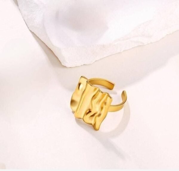 Bague dorée ajustable