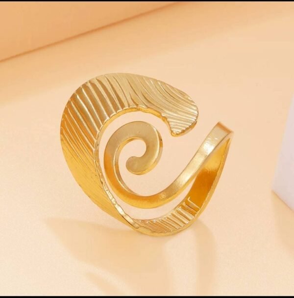 Bague spirale dorée ajustable