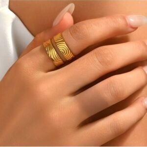 Bague gravée dorée ajustable