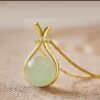 2026/09/1000166044.jpg Collier goutte pierre de jade