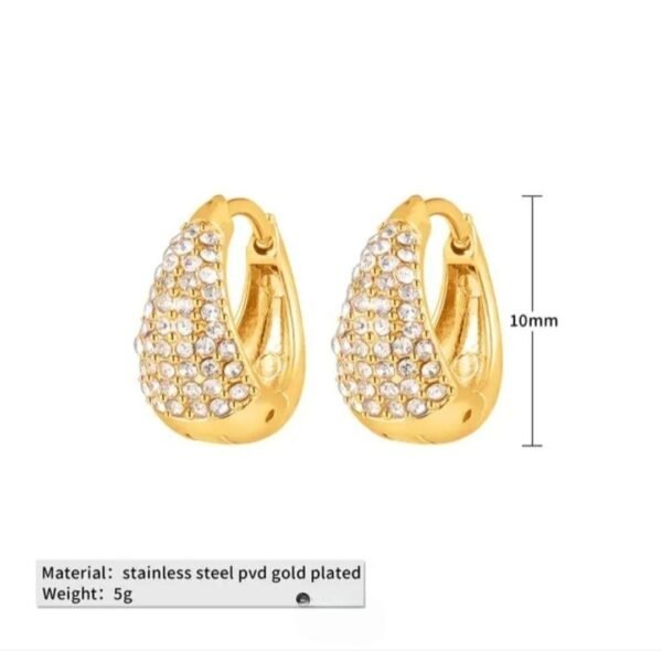 Créoles dorées pavées de zircons