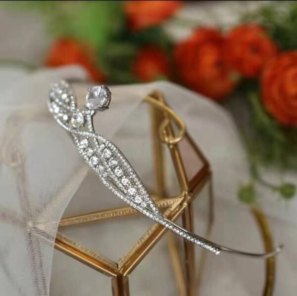Diadème strass croisé élégant