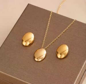 Parure ovale bombée minimaliste