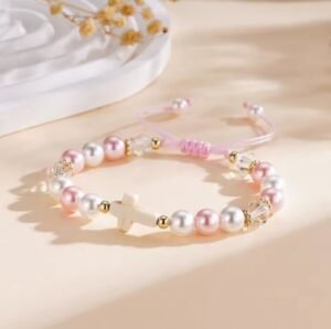 Bracelet perles roses croix nacrée