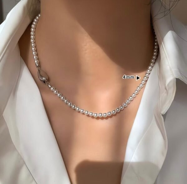 2026/09/1000222758.jpg Collier perlé fin, perles 4 mm