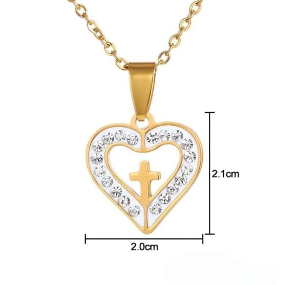 2026/09/1000228678.jpg Collier "Loeva"
