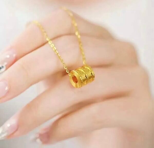screenshot-23 Collier